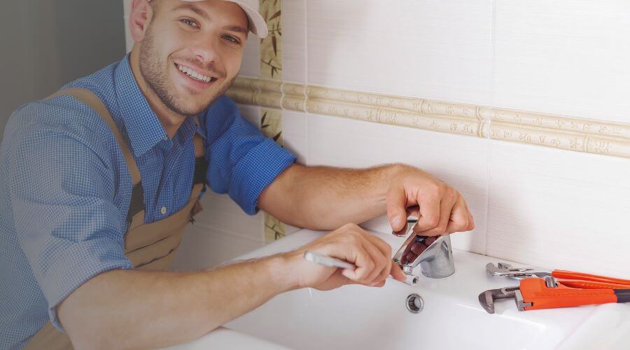 Professional clogged drains services in Broughton, IL